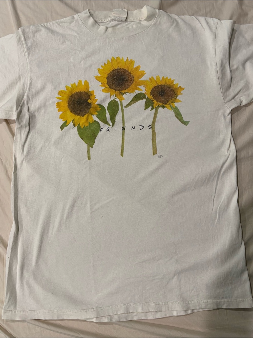 Nature’s Threads White Sunflower Friends Graphic Tee Men’s L
